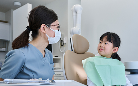 歯が生えたら、歯医者さんに行きましょう！